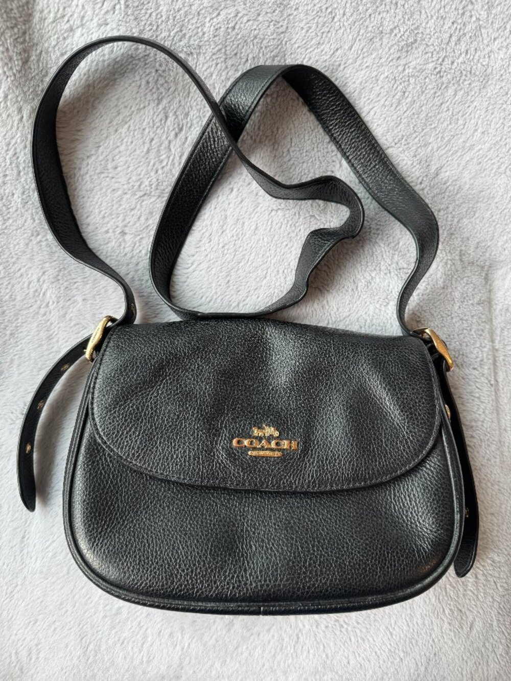 Coach Macie Saddle Bag Black Gold Leather Crossbody CB896 – Fair